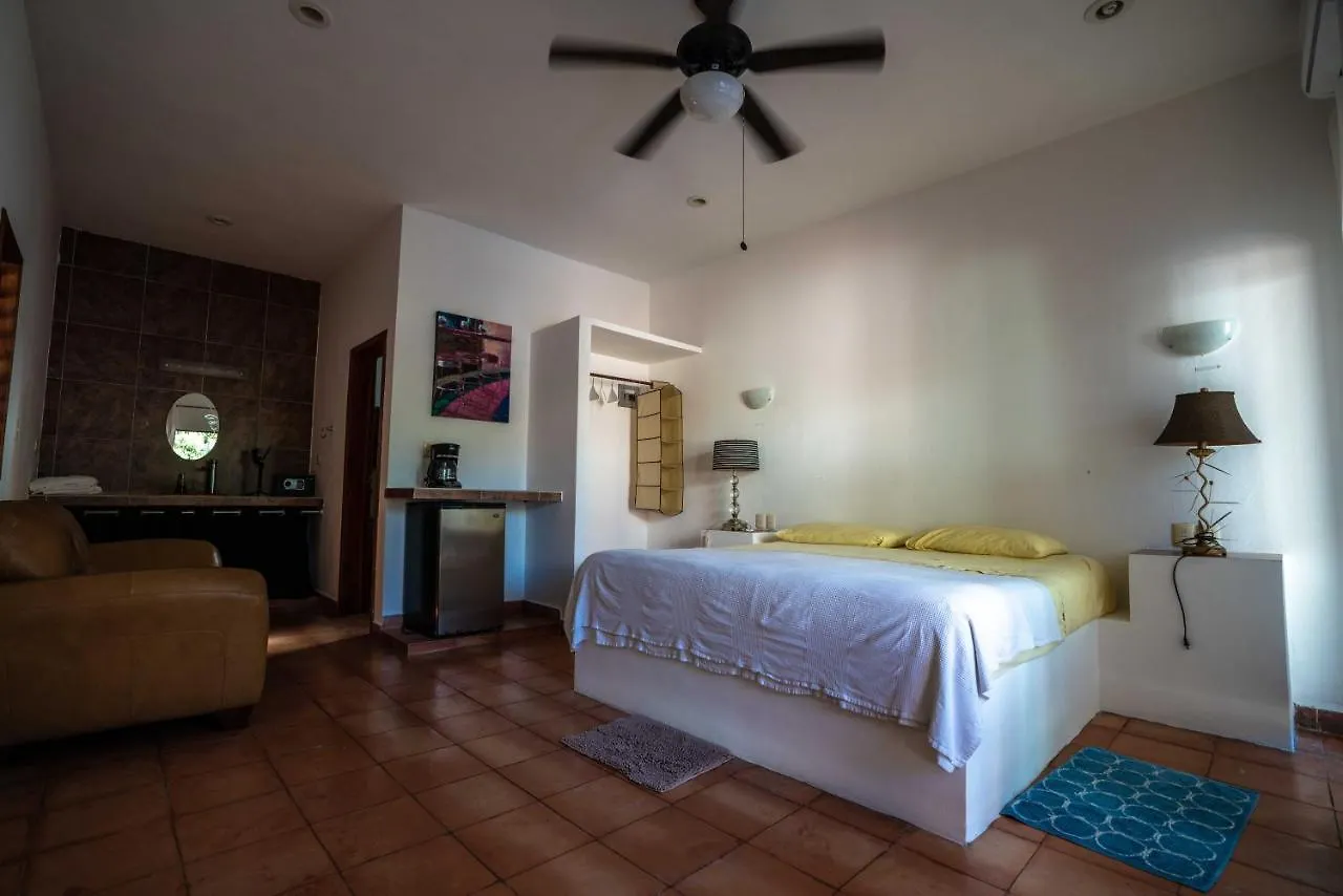 Hotel Boutique Skulls Landing Isla Mujeres